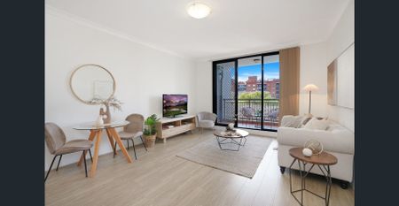 Perfectly Located One-Bedroom Apartment with Parking - Photo 5