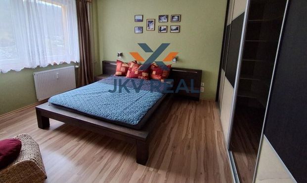 Zariadený 2-izbový byt, 2 loggie, výťah - Fotografia 1