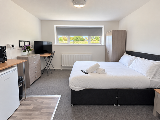 2 bedroom house to rent - Photo 1