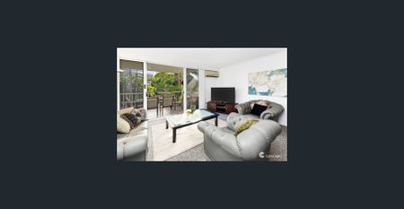 STYLISH APARTMENT AT THE HEART OF SURFERS PARADISE NOW AVAILABLE FOR RENT - Photo 2