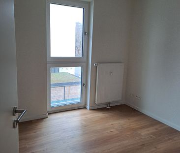 Schöne geräumige 4 Raum Wohnung mit Balkon - Foto 5