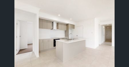 Perfect Family Home! - Photo 4