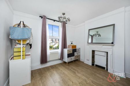 6 Bed Semi-Detached House, Sackville Road Up, BN3 - Photo 3