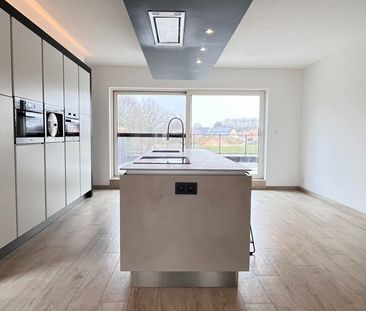 Recent duplex appartement met ruim terras, twee slaapkamers en dres... - Photo 5