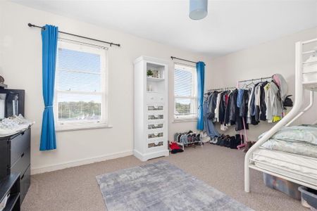 6 Mill View, Saintfield, BT24 7FG - Photo 2