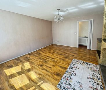 4 bedroom house to rent Lingfield, Stacey Bushes, Milton Keynes, Bu... - Photo 3