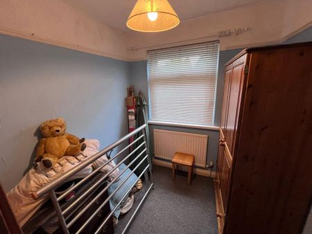 3 bedroom semi-detached house to rent - Photo 4