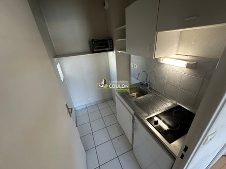 Appartement - 2 pièces - Jardin Lecoq/Facultés - Photo 2