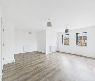 1 Bedroom - Photo 2