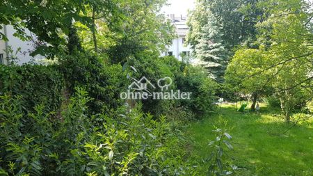 Uninähe, 2 Zimmer, Wohnküche, Einbauküche, begehbarer Kleiderschrank,Gartennutzung, Fernblick...... - Photo 3