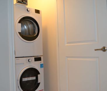 For Lease - 397 Codd's Road Unit# 604, Manor Park - Cardinal Glen a... - Photo 5