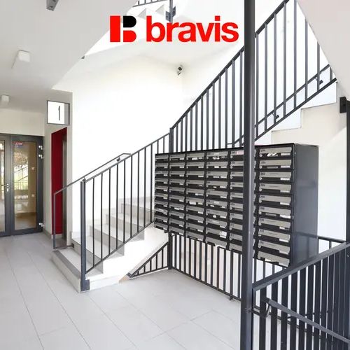 Pronájem bytu 2+kk Brno - Líšeň, ulice Houbalova, garážové parkovací stání v ceně - Fotografie 1