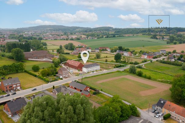 Huis te huur in Ronse - Photo 1