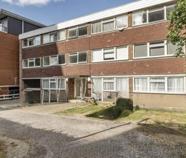 1 bedroom in a flat share to rent - Photo 5