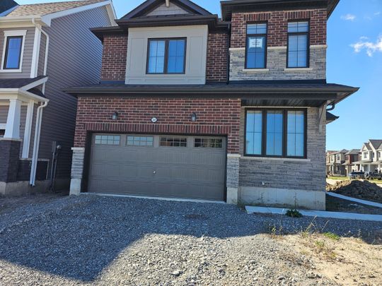 For Lease - 351 Barker Parkway, Thorold, Ontario - Photo 1