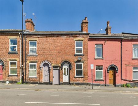 3 bedroom terraced house to rent - Photo 4