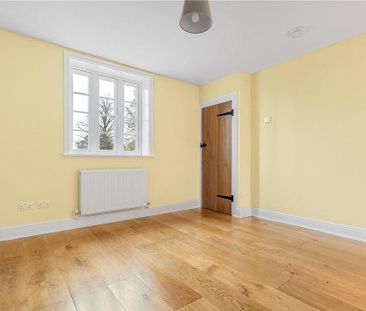 2 bedroom semi-detached house to rent - Photo 2