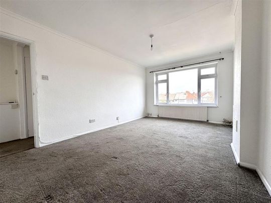 2 bedroom maisonette to rent - Photo 1