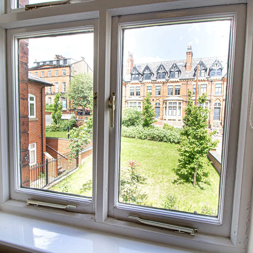 Apt 22, Clarendon House - Photo 1