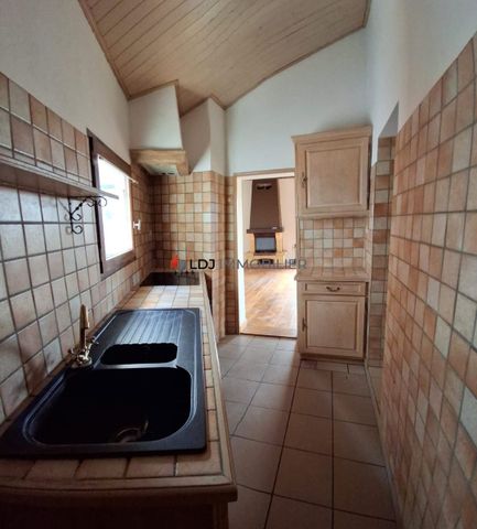 Location Appartement 3 pièces 76m² THUIR 66300 - Photo 5