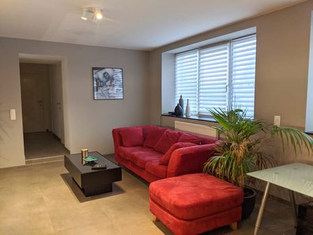 Appartement te huur - Photo 2