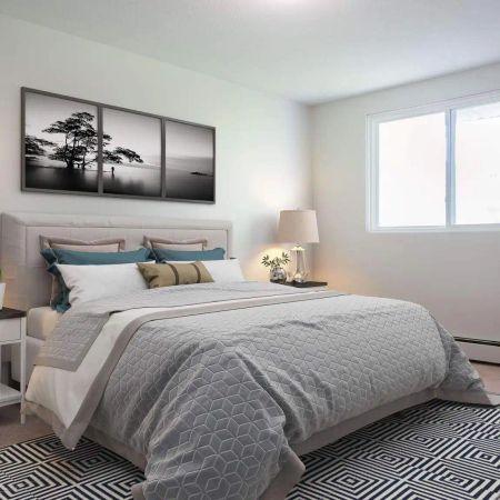 Hamilton Park Plaza — 2 Bedroom - Photo 3