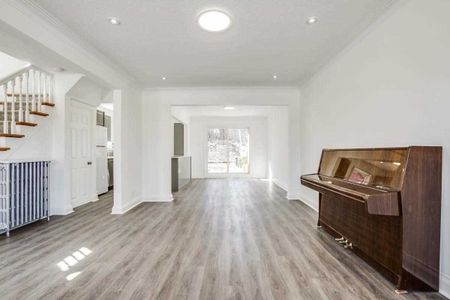 For Lease - 1738 Bayview Avenue, Toronto, Ontario - Photo 2