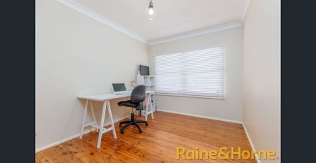 Renovated Family Home - Photo 4