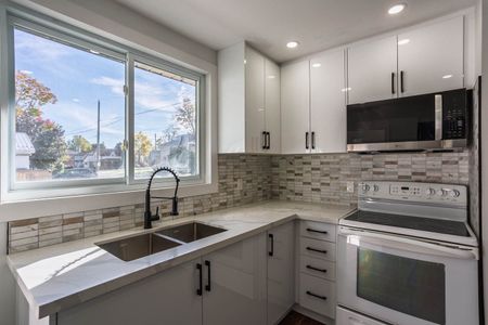 For Lease - 61 Wilkins Street Unit# A, Quinte West, Ontario - Photo 4