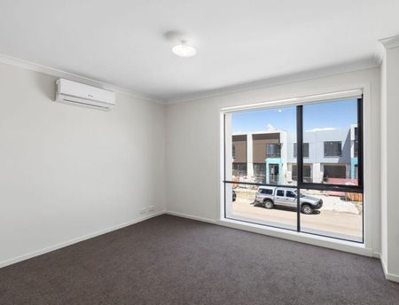 Modern Townhouse in Fraser Rise - Photo 2