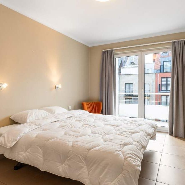 Appartement te huur in Knokke voor € 2.750 met 3 slaapkamers - Photo 1