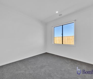 Lovely Family Home !!! - Photo 2