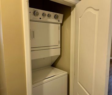 For Lease - 426 Seabourne Drive Unit# Main Floor, Oakville, Ontario - Photo 1