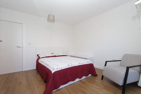 Room in a Shared Flat, Nyland Court, SE8 - Photo 2