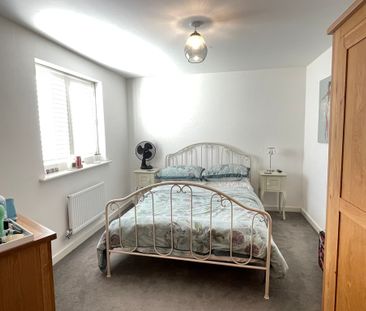 3 bedroom detached to let - Photo 5