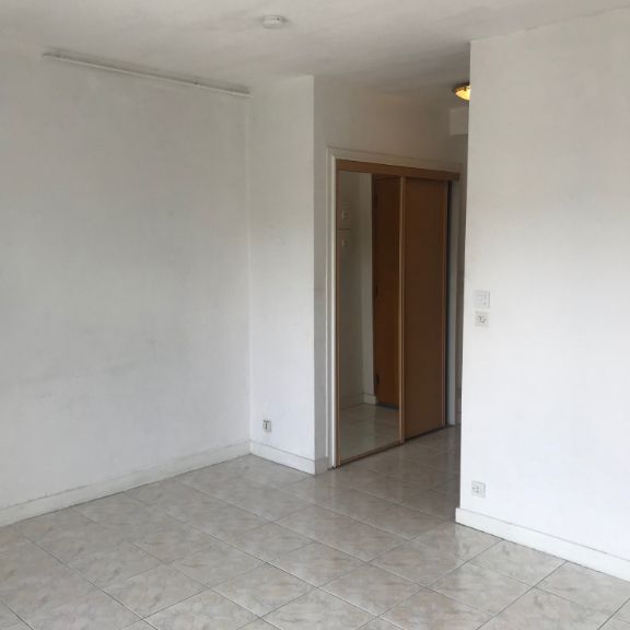 Location Appartement 1 pièce 25m² BESANCON 25000 - Photo 1