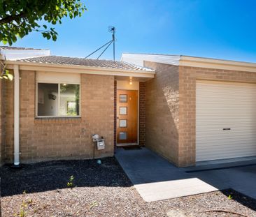 One Bedroom Townhouse With Low Maintenance Courtyard - Photo 3
