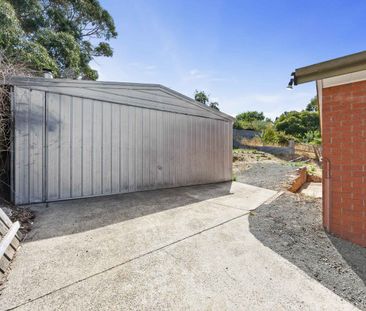 Three-Bedroom Home in Quiet Court - Photo 6