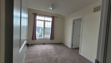 For Lease - 218 ROY Drive, Clearview, Ontario - Photo 4