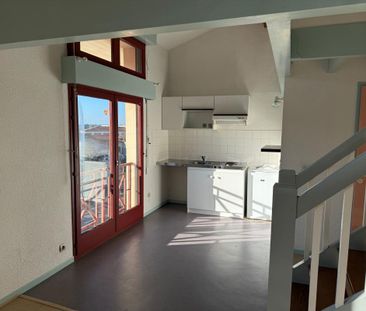 Location Appartement 2 pièces 63m² MONT DE MARSAN 40000 - Photo 4