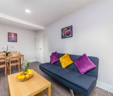 Flat, Queens Crescent, London - Photo 2