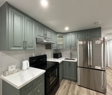 For Lease - 23 Bleasdale Avenue, Brampton, Ontario - Photo 3