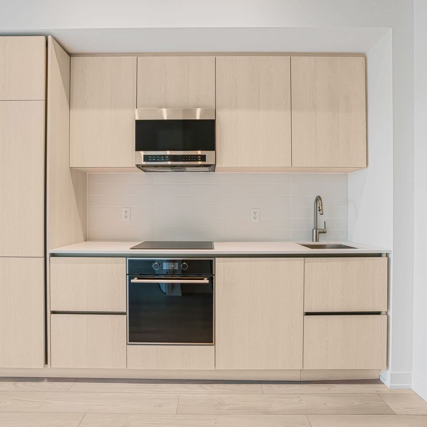 For Lease - 110 Broadway Avenue Unit# 816S, Toronto, Ontario - Photo 1