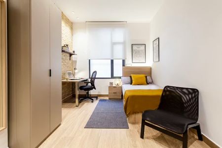 Carrer de Vinaròs, Valencia, Valencian Community 46020 - Photo 3