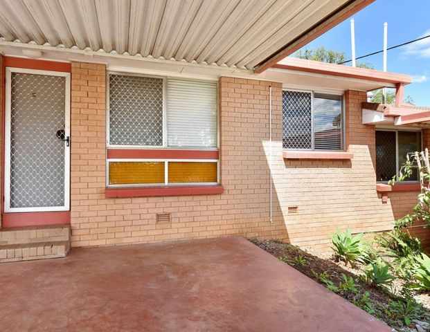 Well-Maintained 1-Bed Unit in Sought-After Position - Photo 1