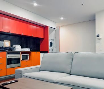 2b1b - Master Bedroom - Photo 6