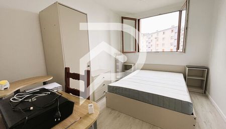 Appartement 4 pièces 72m2 REIMS 320 euros - Photo 5