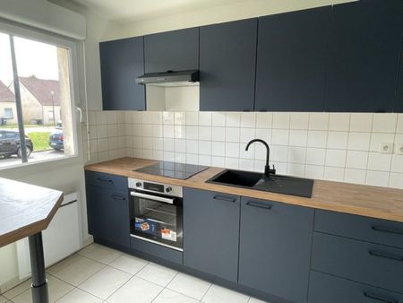 VILLA 3 CHAMBRES JARDIN ET GARAGE A GRICOURT - Photo 3