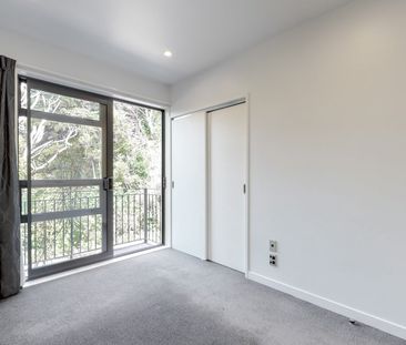 15 San Sebastian Road, Kelburn - Photo 6