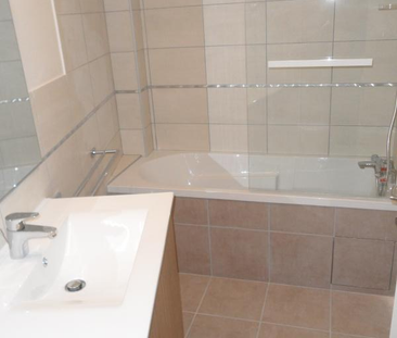Location Appartement 1 pièce 33m² BOURGES 18000 - Photo 4